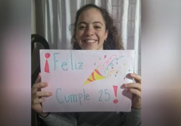 ¡Feliz cumple 25! Tercer Año &quot;A&quot;