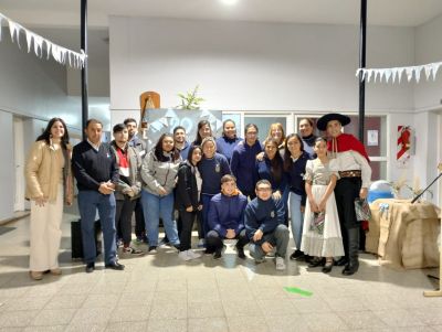 Acto &quot;Día Nacional de la Libertad Latinoamericana&quot; y &quot;Día de la Bandera&quot;