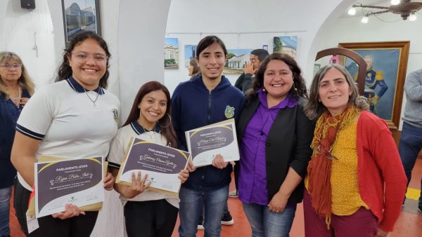 Acto proclamación de autoridades Parlamento Joven General Deheza