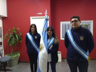 Acto por el día de la Bandera